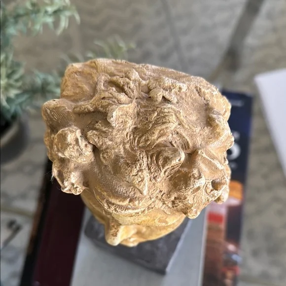 Attila Tivadar Vintage Greek Sculpture Bust with Classical Features - Picture 7 of 7